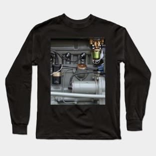 Ferguson 'Lenfield' Tractor Motor, Close up classic diesel power Long Sleeve T-Shirt